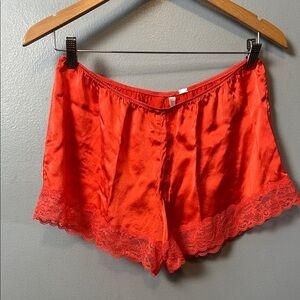 Intimissimi Vibrant coral orange silk Lace trim Sleep Shorts elastic band
